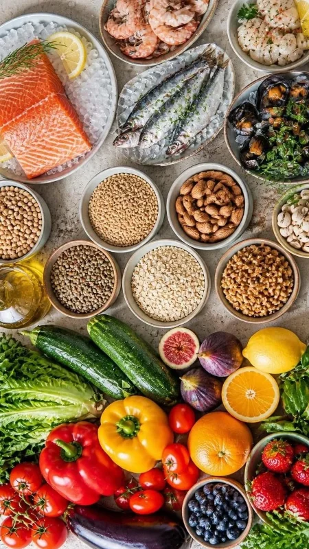 Fresh vegetables and fruit commonly included in Mediterranean-style meals